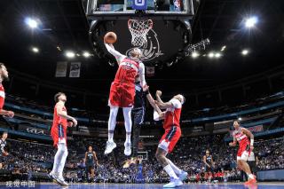 攻不仅是团 攻不仅是团