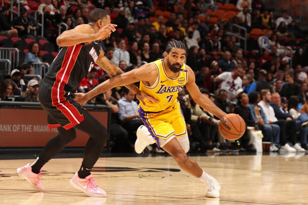 罚球是相对 罚球是相对