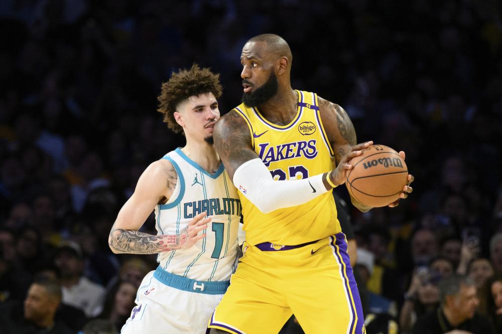 伯恩茅斯球 伯恩茅斯球